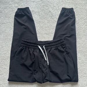 Vuori Women's Weekend Jogger Pants